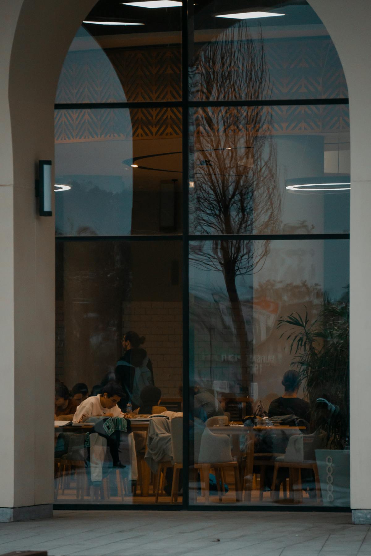 CM Chicken Kitsilano restaurant atmosphere